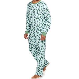 LC Lauren Conrad Men’s Big and Tall Christmas Winter Pine Snowflake Pajama Set